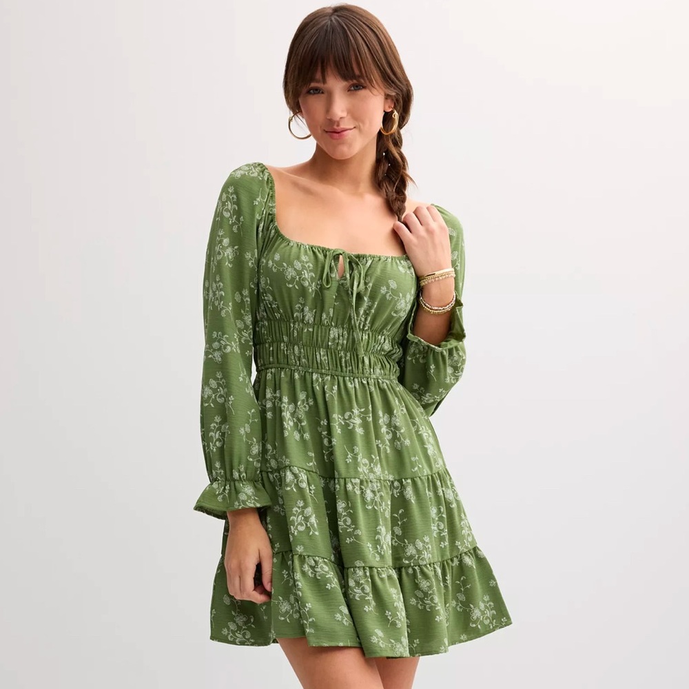 Flirty Spring Green Floral Women's Dress